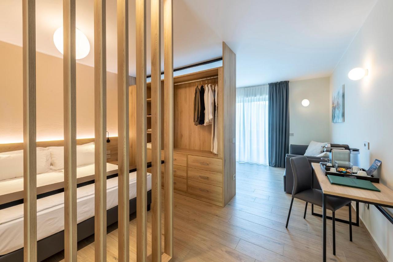 Evo Suites Apartments Limone sul Garda Ngoại thất bức ảnh