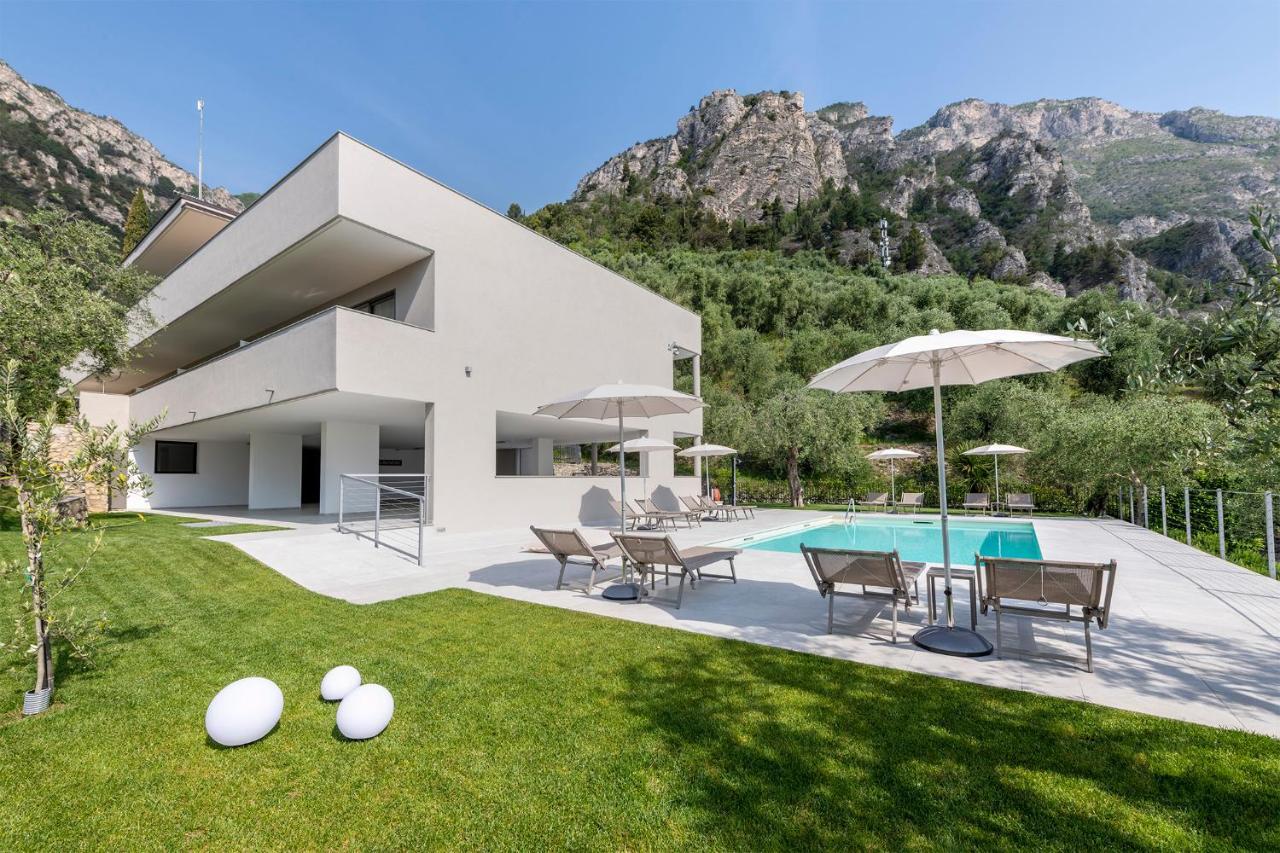 Evo Suites Apartments Limone sul Garda Ngoại thất bức ảnh